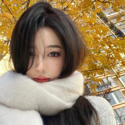 战火下的小花